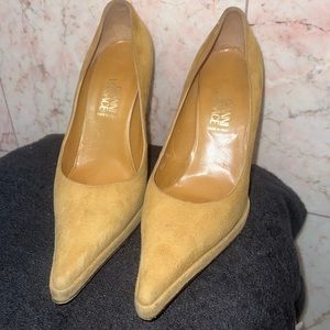 Mustard Suede pumps